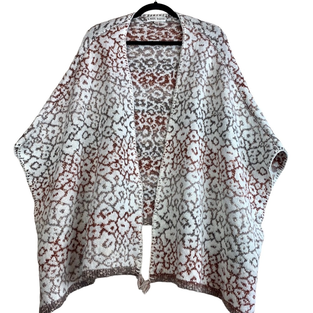 Knox Rose Poncho Cape Cardigan Sweater Tassel Boho Neutral Floral 2XL - Picture 3 of 15